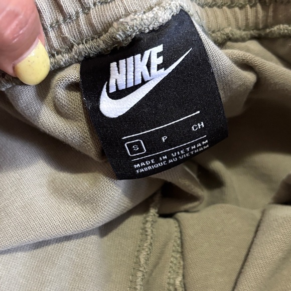 Nike Olive/Gray Drawstring Athletic Shorts - Picture 4 of 5
